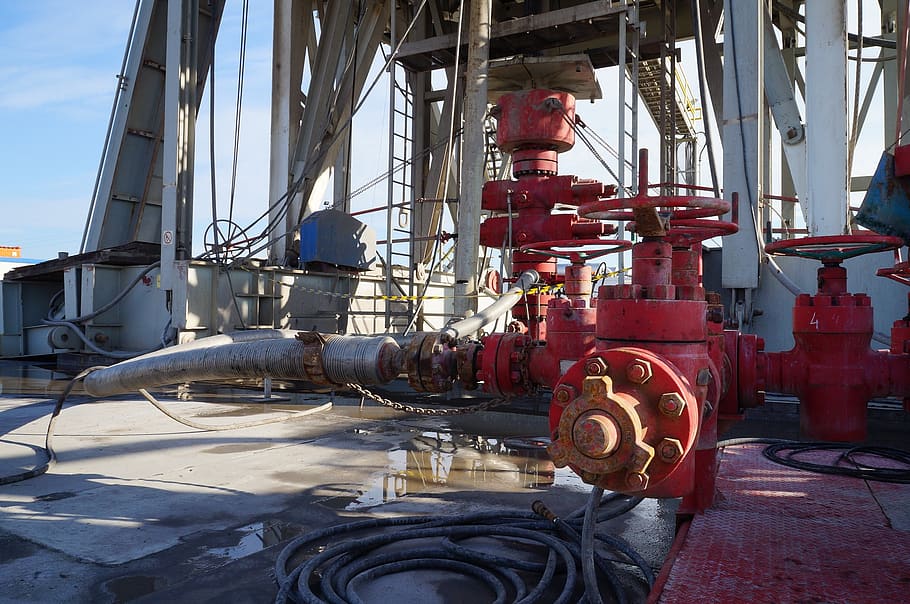 Exportaciones de Venezuela se hunden por la caída de su industria petrolera