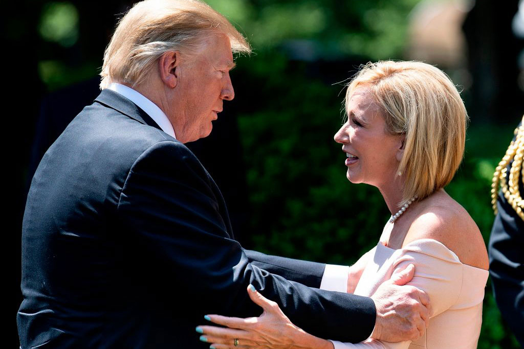 ¿Quién es Paula White, la asesora espiritual de Trump?