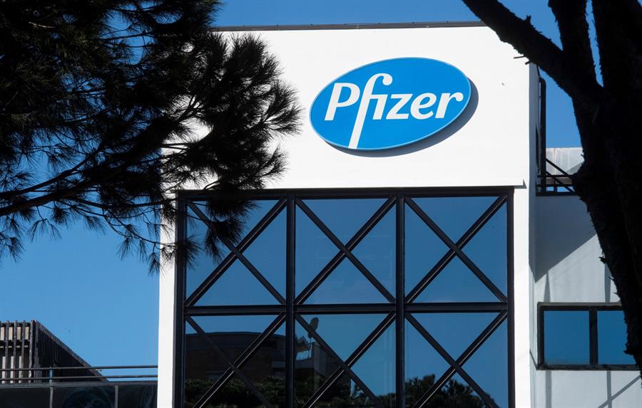 Vacuna de Pfizer aumentó a 95 % su efectividad, 28 días después de la primera dosis