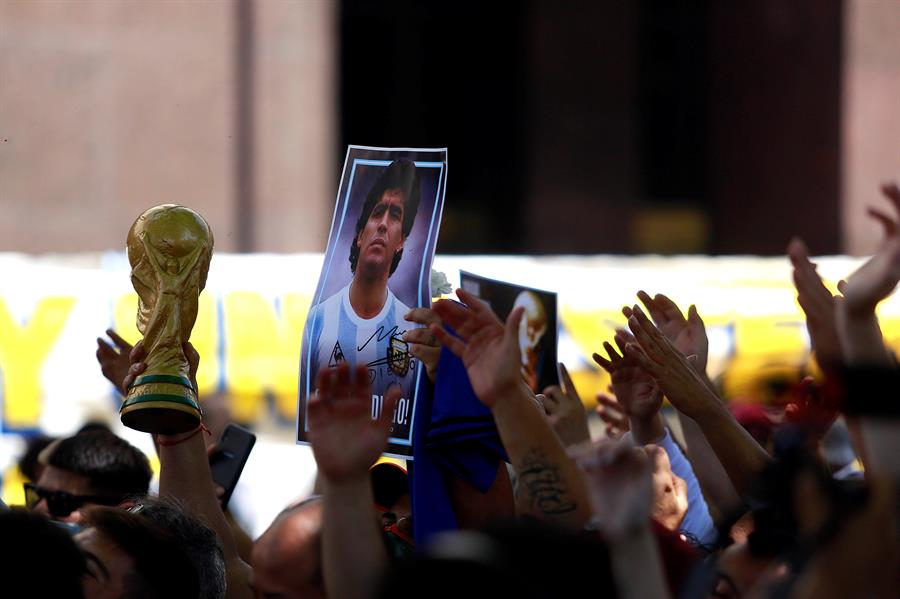 Velatorio de Diego Armando Maradona (2)