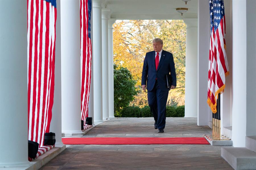 Trump ofreció avances de la vacuna contra la COVID-19 y evitó hablar de las elecciones