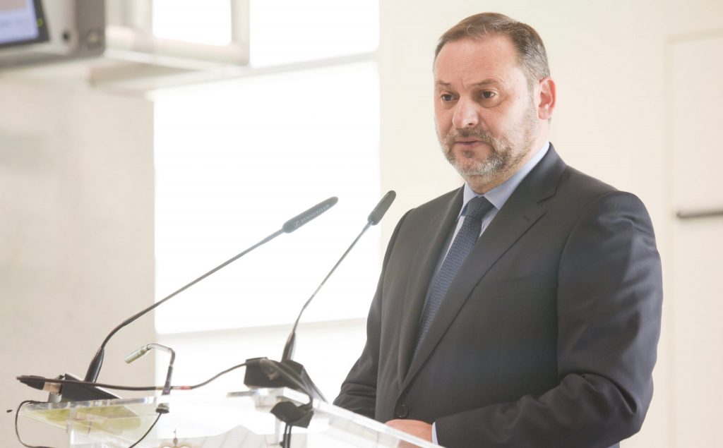 Supremo archivó caso contra ministro Ábalos por entrada de Delcy Rodríguez a España