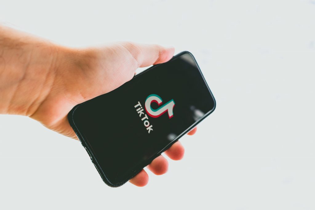 Extienden el plazo a TikTok y tiene hasta el 4 de diciembre para vender operaciones en EEUU