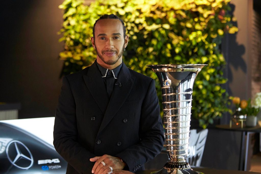 La Fórmula 1 tiene un nuevo Sir: Lewis Hamilton fue nombrado caballero
