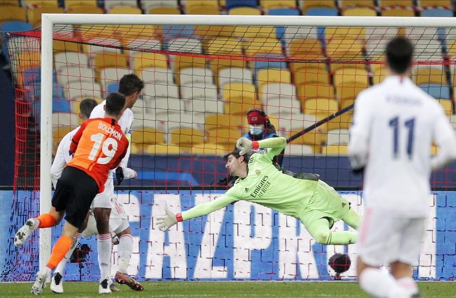 El Real Madrid quedó en "jaque" tras caer en Donetsk