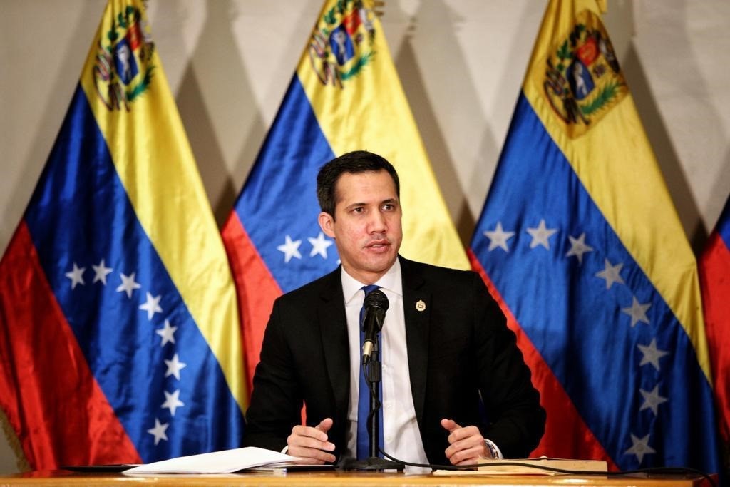 Comisión parlamentaria interpelará a Guaidó por "delincuencia organizada"