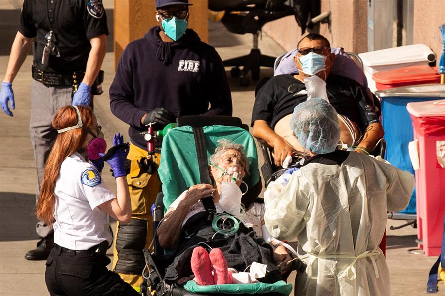 EEUU supera la barrera de los 400.000 muertos por COVID-19