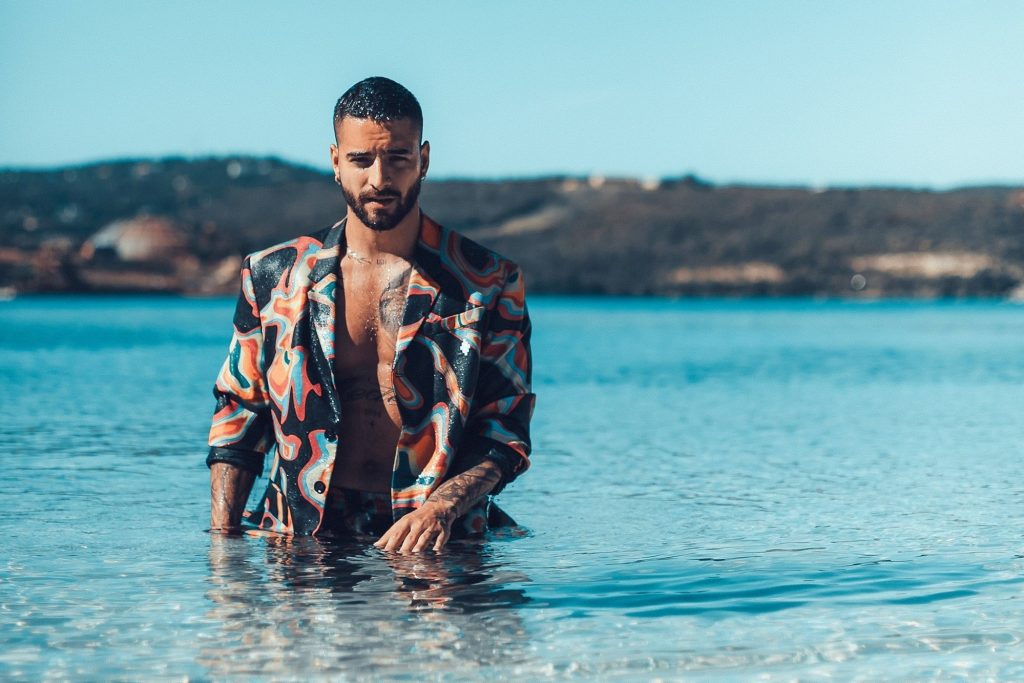 Maluma celebra su cumpleaños con disco y cortometraje