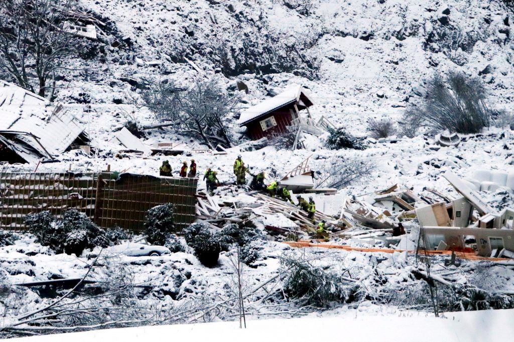 Deslizamiento de tierra en Noruega deja 5 muertos y varios desaparecidos