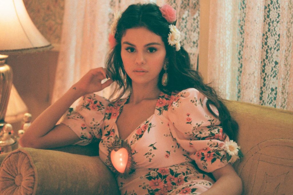 Selena Gómez lanzó De una vez, el primer sencillo de su álbum en español