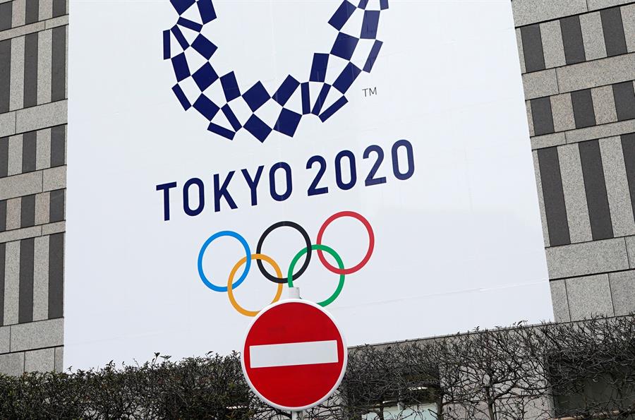 Suga señala que la decisión final sobre los JJOO no corresponde solo a Japón
