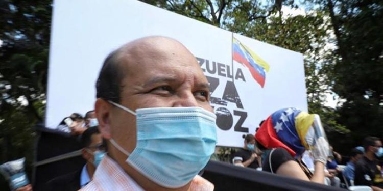 Denuncian traslado ilegal del periodista venezolano Roland Carreño