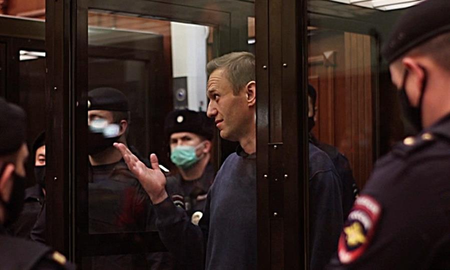 Un tribunal de Moscú confirma la pena de tres años y medio de cárcel contra Navalni