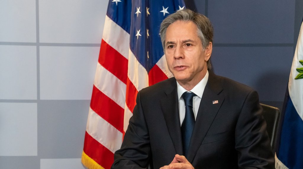 Blinken viajó virtualmente a la frontera con México reafirmando el compromiso migratorio de EEUU