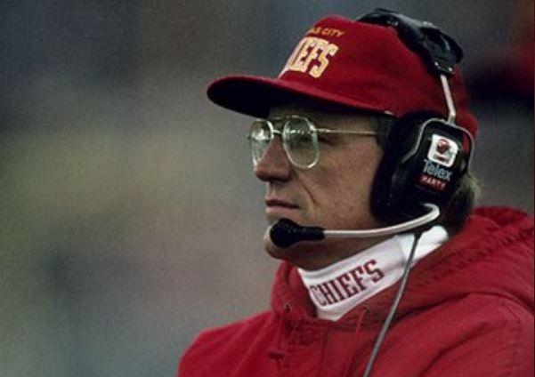 Murió el legendario entrenador de la NFL, Marty Schottenheimer