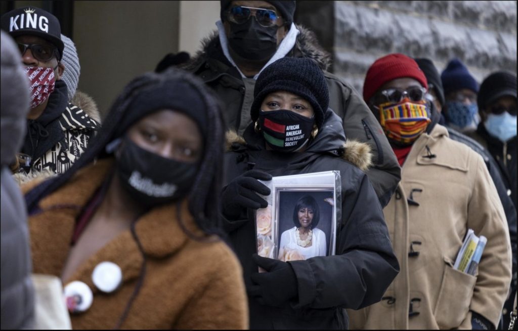 Con un multitudinario velatorio, Harlem le dio el último adiós a Cicely Tyson