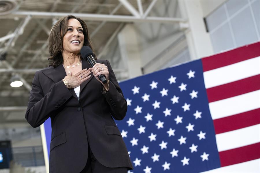 Kamala Harris publicará su autobiografía en español