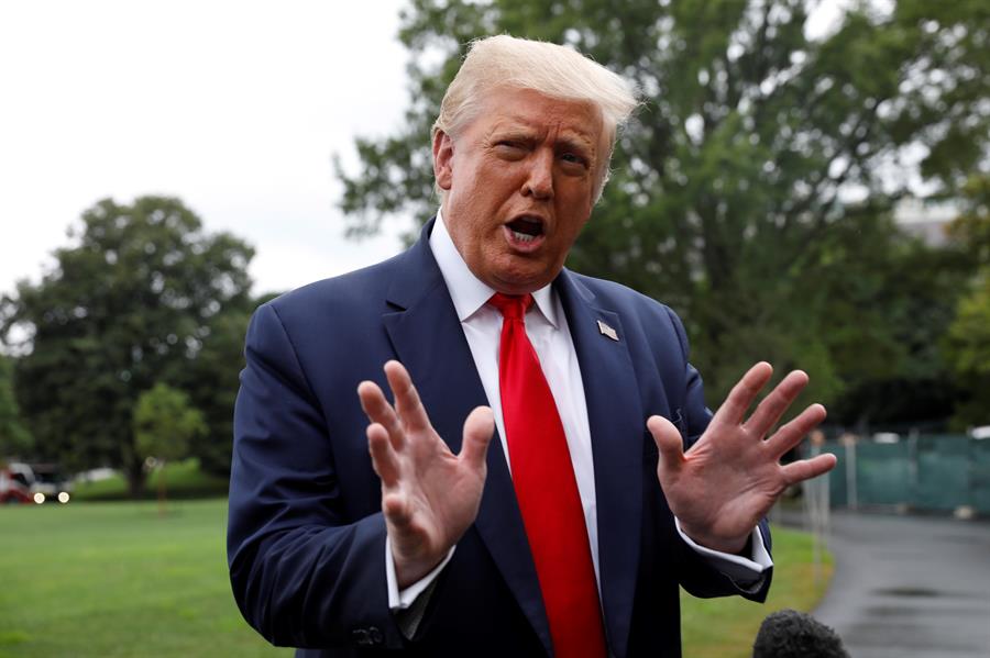 Supremo de EEUU rechaza intento de Trump de no entregar sus impuestos