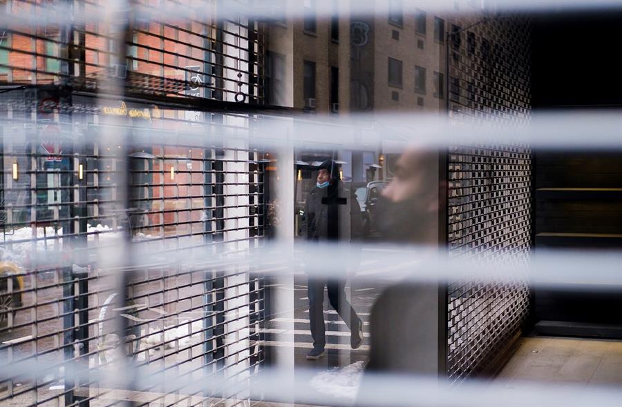 Bajó a 793.000 el número de personas que pidieron acceder al subsidio por desempleo en EEUU