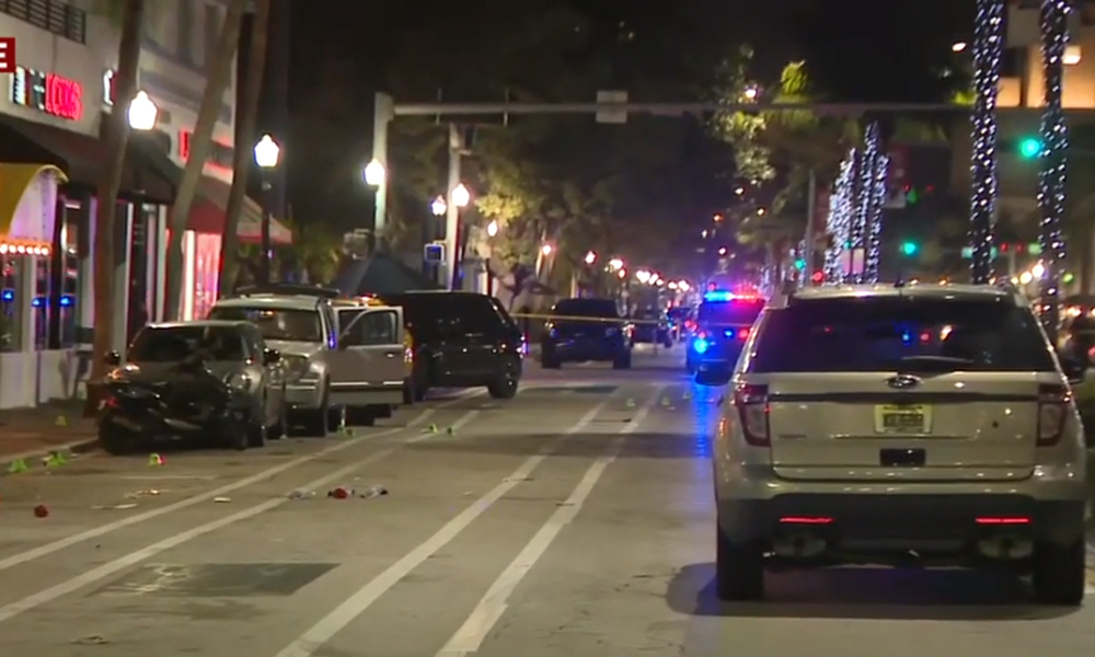 Investigan tiroteo que dejó 3 heridos en la avenida Washington de Miami Beach