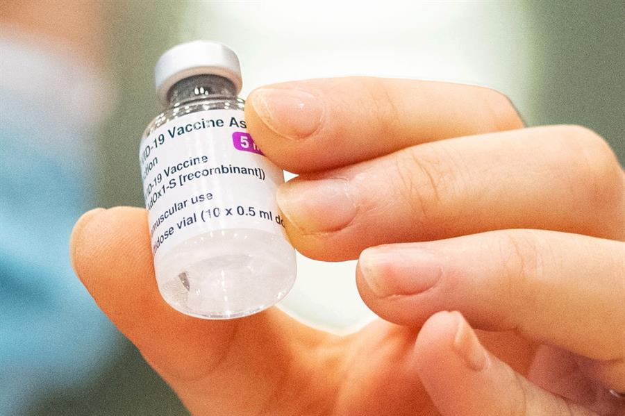 Vacuna de Oxford ofrece protección limitada ante variante surafricana de la COVID-19