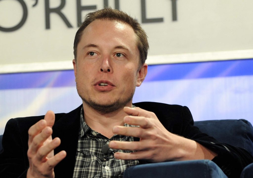Elon Musk vuelve a hacer de las suyas en Twitter