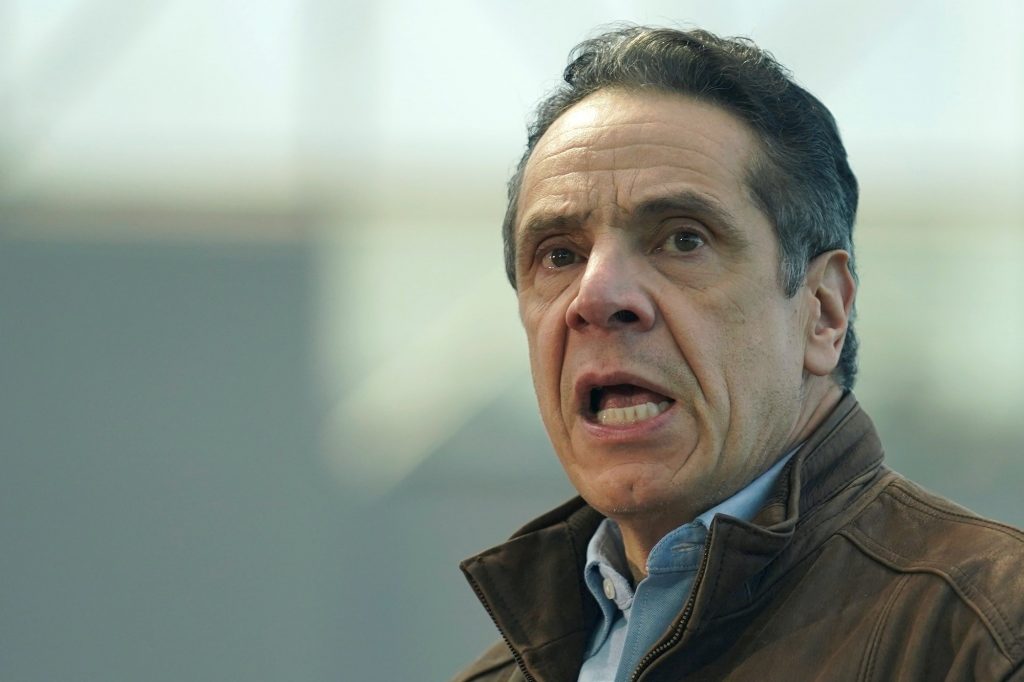 Asamblea de Nueva York investigará las acusaciones de acoso sexual contra Cuomo
