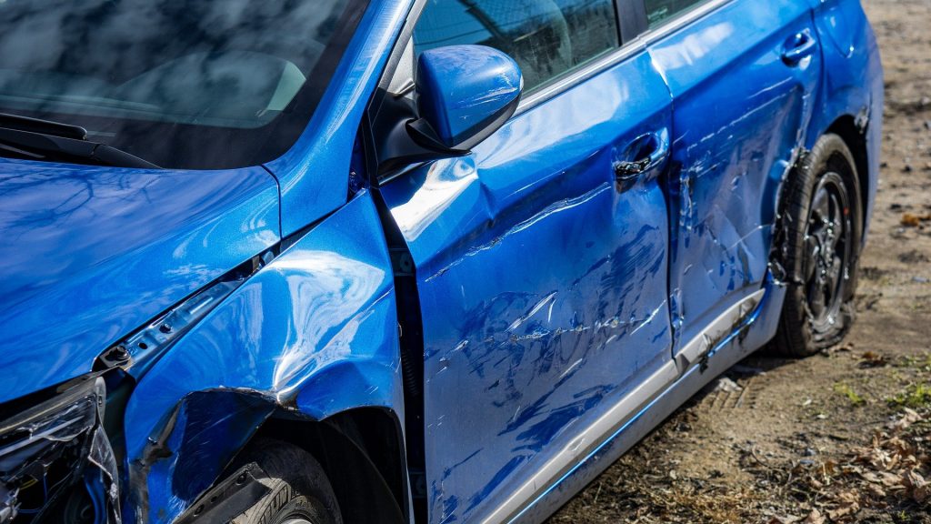 Adolescente de Florida salva la vida de su amiga con RCP tras accidente de tránsito