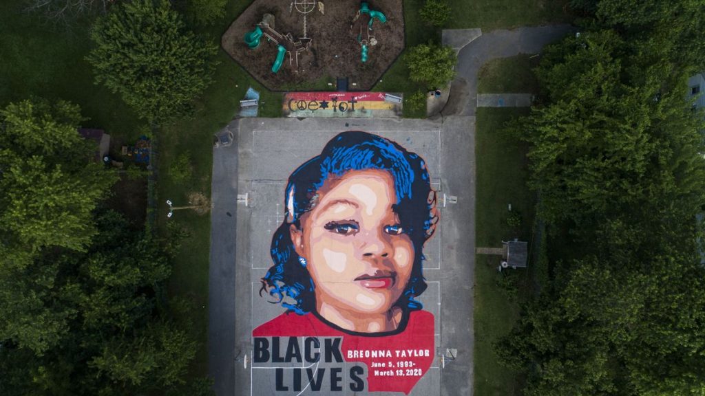 El asesinato de Breonna Taylor sigue bajo investigación del FBI