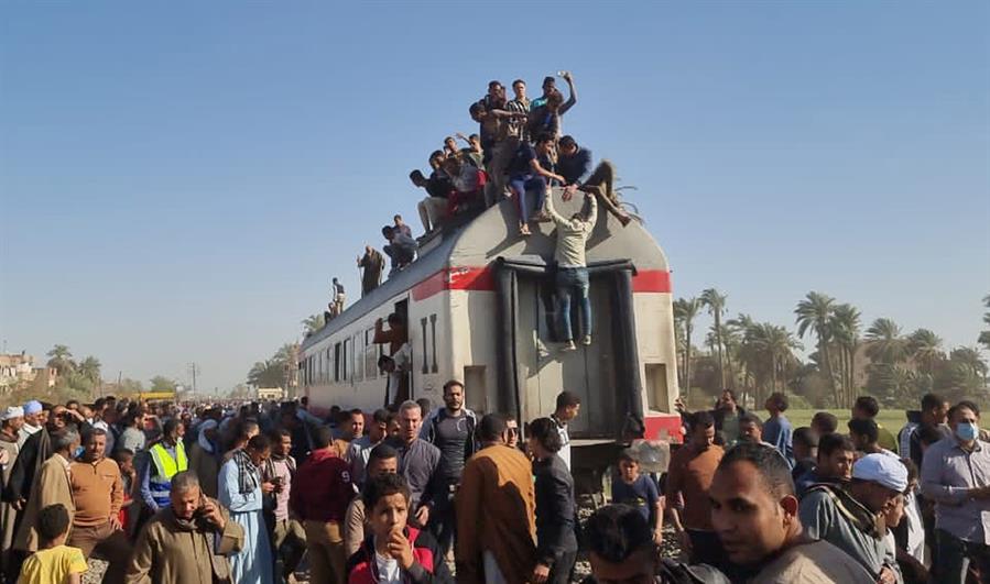 La activación del freno de emergencia de un tren causó el accidente que dejó al menos 32 muertos en Egipto