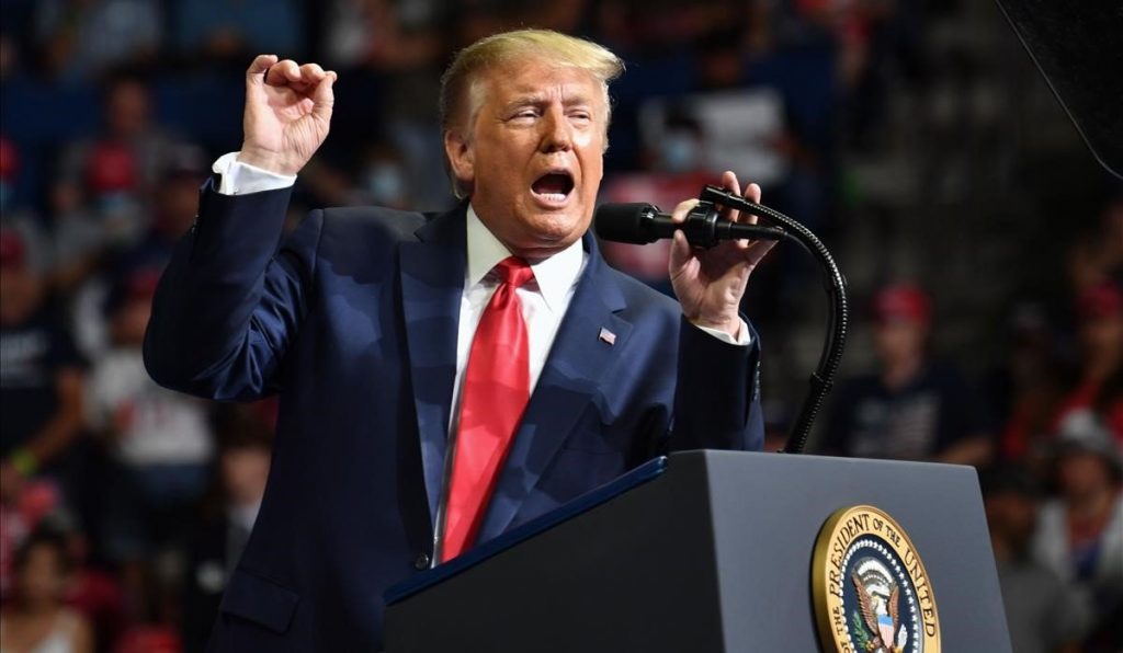 Trump recomendó a sus votantes vacunarse contra la COVID-19