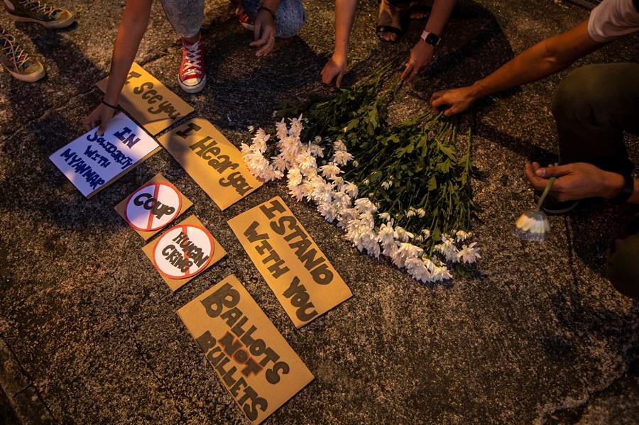 Nuevas sanciones de EEUU a Birmania alcanzan a 2 hijos del líder golpista y a 6 de sus empresas