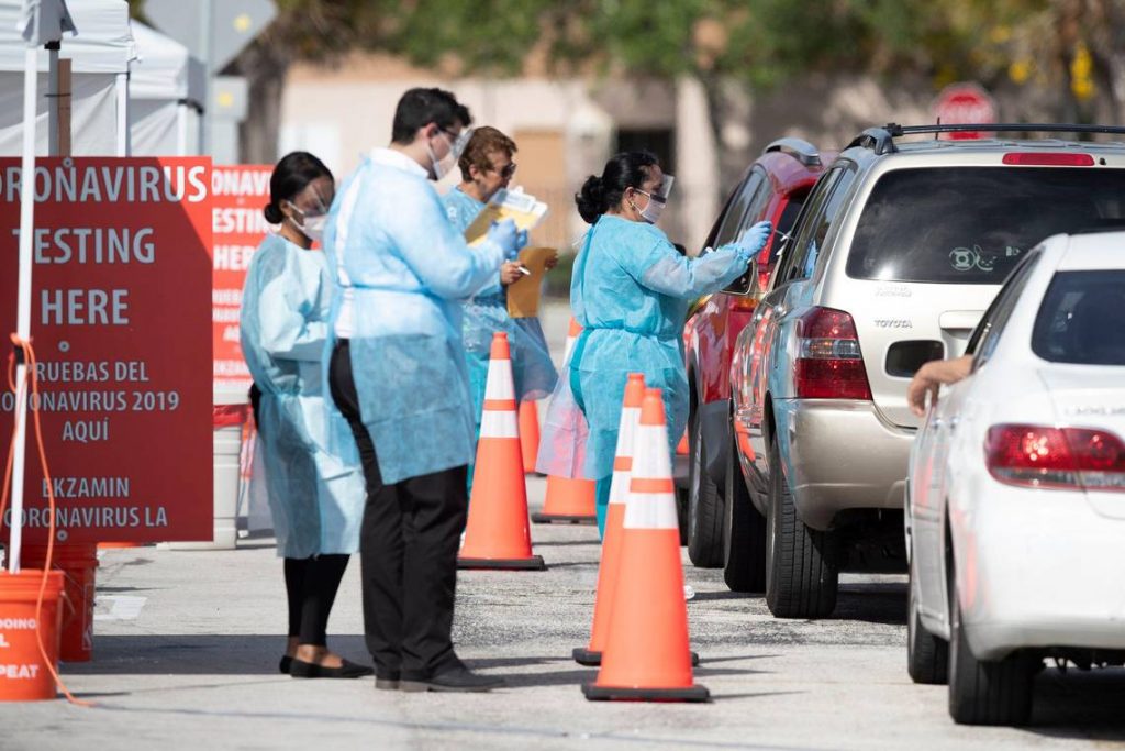Florida se convirtió en el tercer estado de EEUU con más de 2 millones de casos de COVID-19