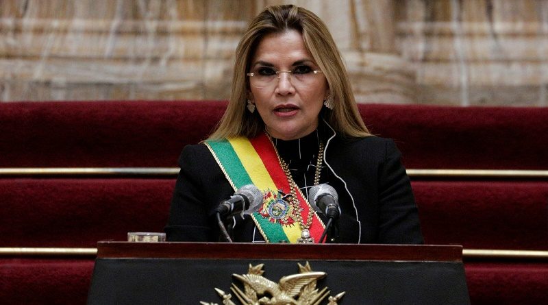 Trasladan a Jeanine Áñez a otro centro penitenciario