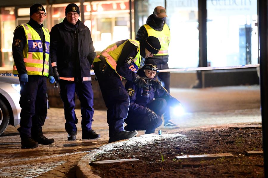 Ataque en Suecia es investigado como homicidio sin excluir motivo terrorista