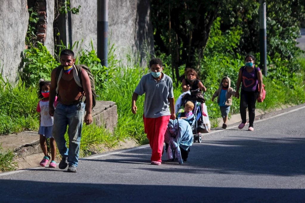 Éxodo de Venezuela será la mayor crisis migratoria mundial, según Canadá