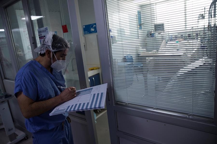 Chile registra su cifra más alta de nuevos casos de toda la pandemia