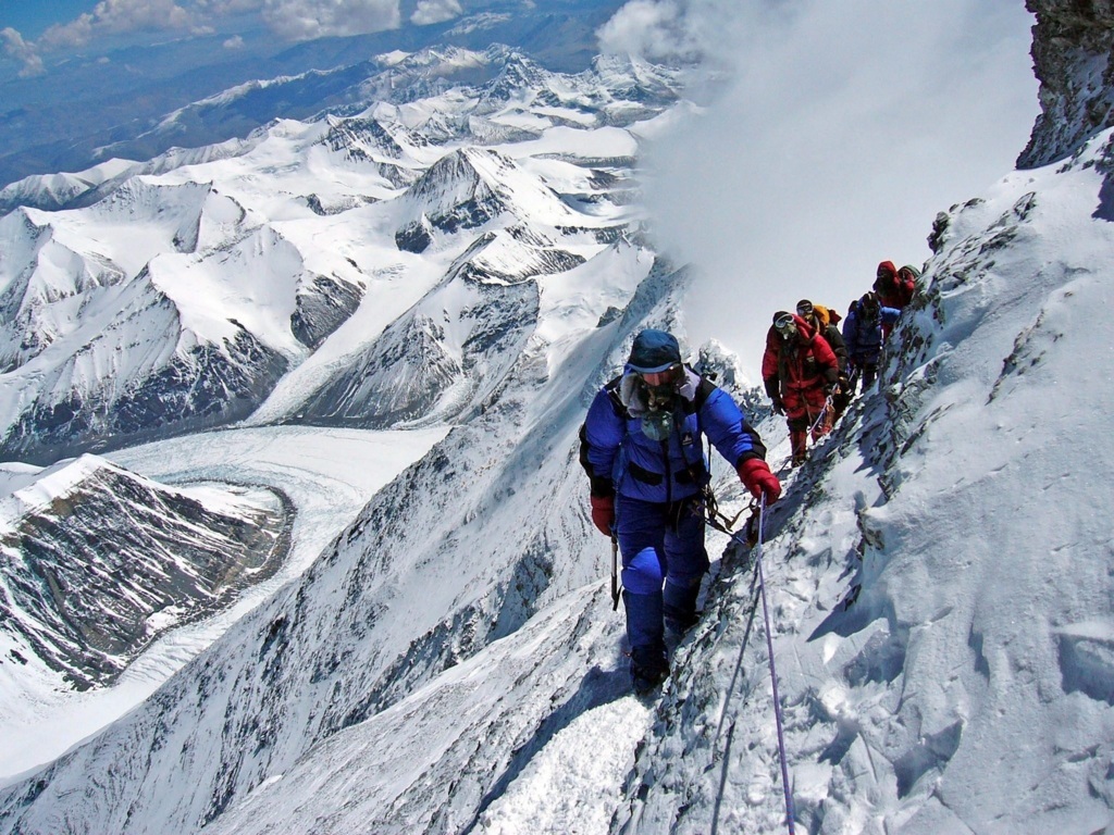 Todo por el bien de la montaña: el ascenso al Everest se endurece con nuevas reglas
