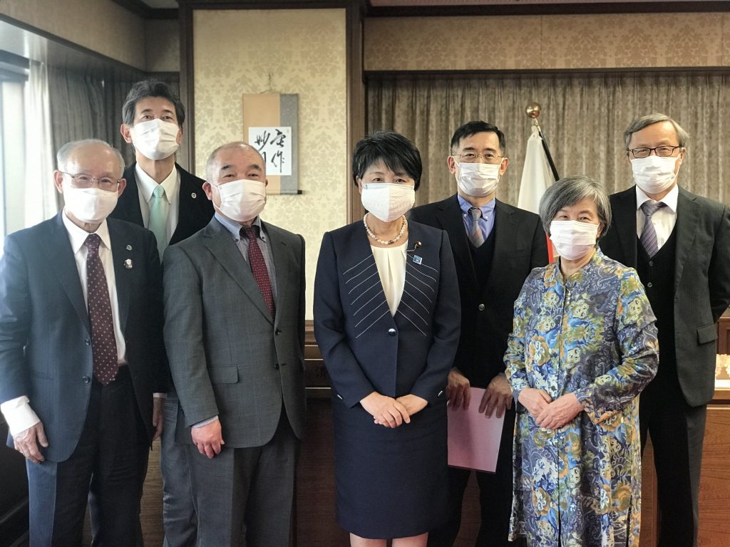 Tokio conmemoró el 26 aniversario del ataque con gas sarín en el metro
