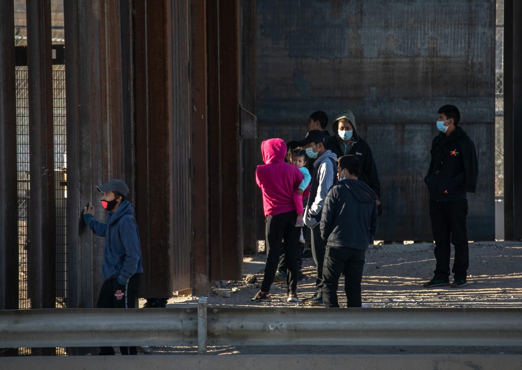 Subir el número de refugiados a 62.000 este año fiscal es "difícil" para Blinken