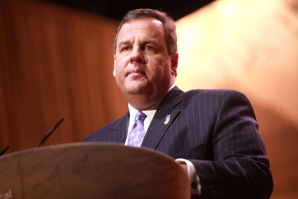 Ex gobernador republicano de New Jersey "piensa seriamente" postularse a la presidencia en 2024