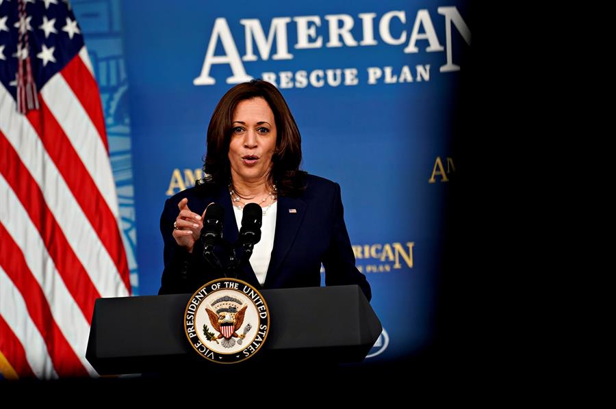 Kamala Harris anuncia millonaria inversión para el cuidado infantil en EEUU