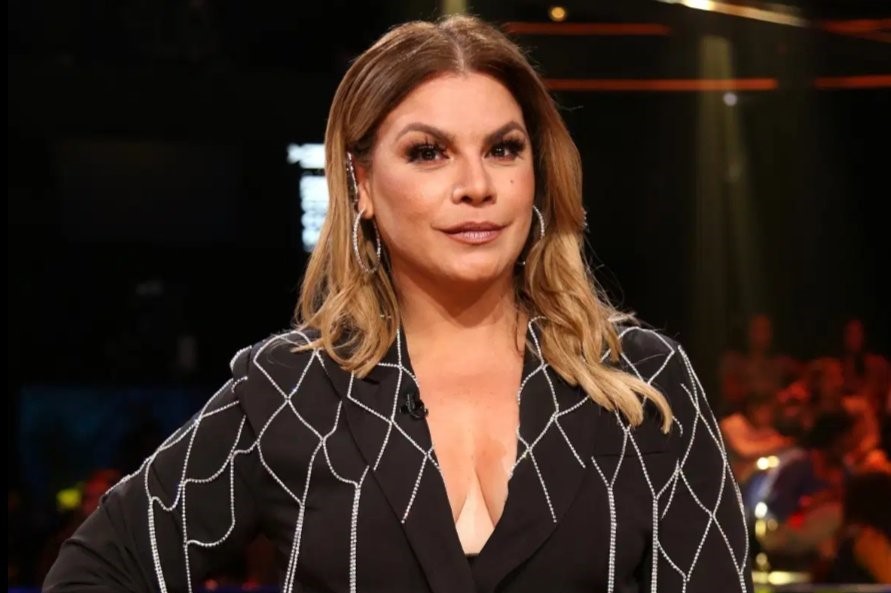 Olga Tañón estrena el tema Te llamo en diversas versiones
