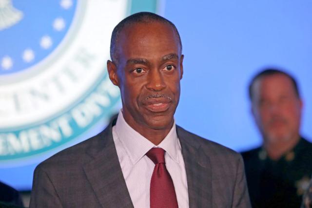 Arrestan al superintendente de las escuelas de Broward, Robert Runcie, por perjurio