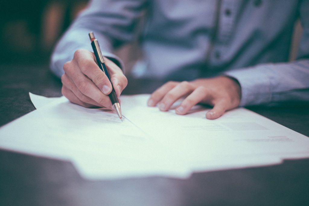 Suben a 744.000 las solicitudes semanales de subsidio por desempleo