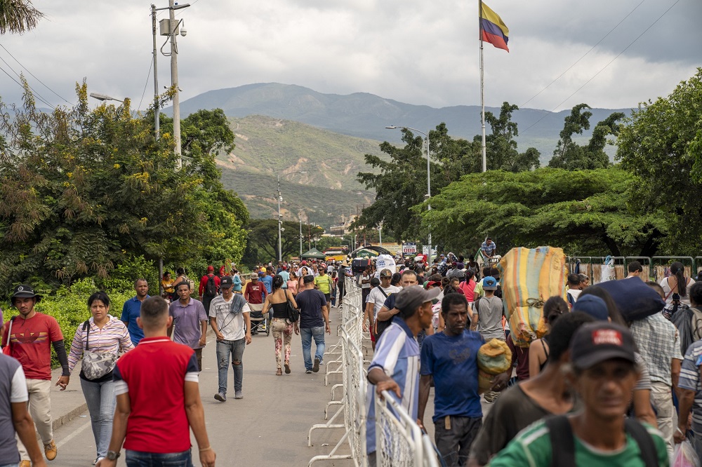 Heroísmo y salto de fe: Carolina Amoroso escarbó en la migración venezolana desde el corazón