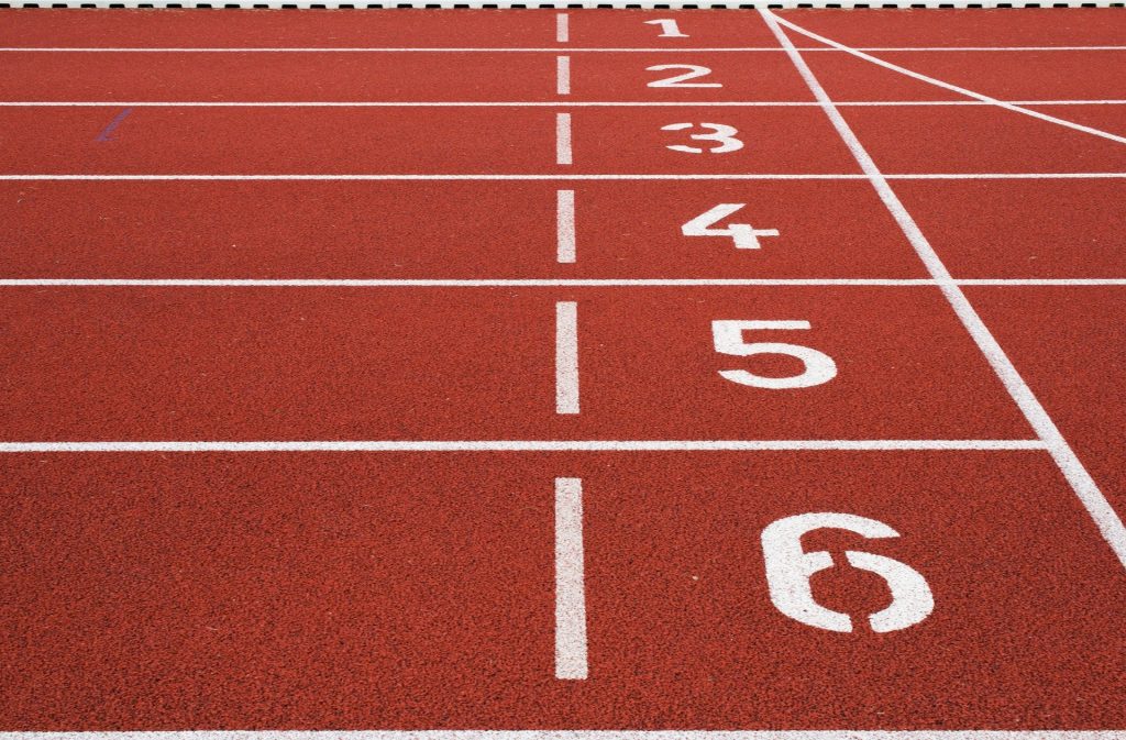 Inicia discusión de ley que prohíbe a atletas transgénero competir en deportes femeninos