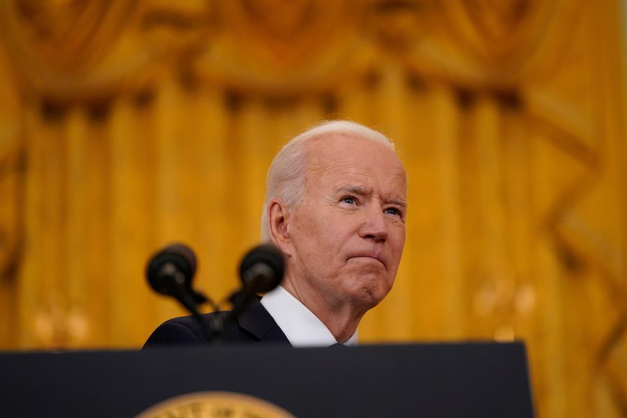 Biden respalda el "derecho legítimo de Israel a defenderse"
