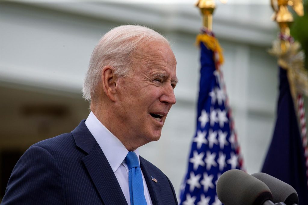 Biden habla con Netanyahu y Abás en plena crisis regional
