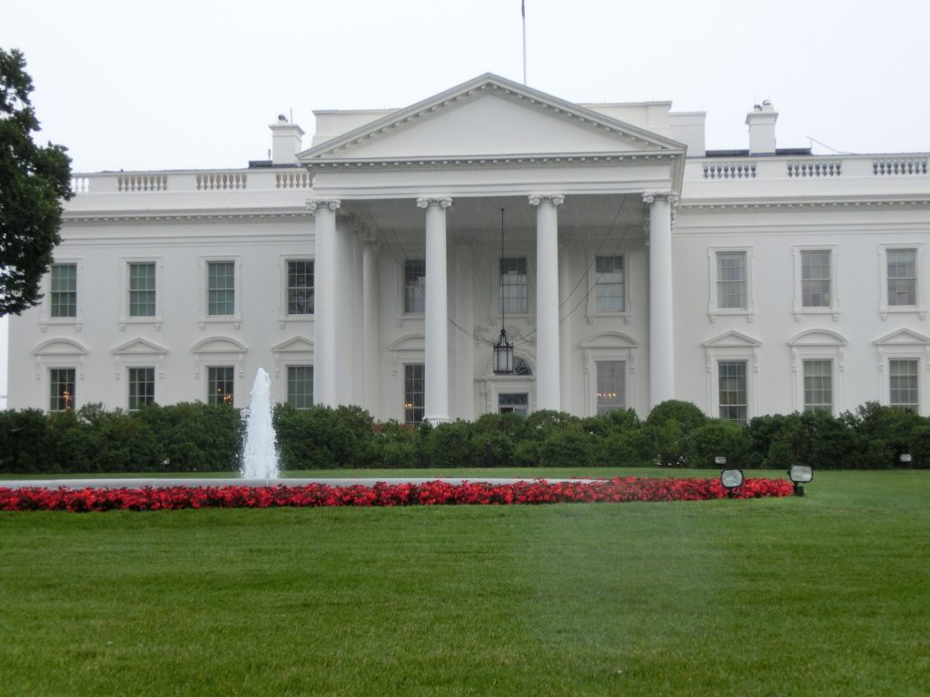 EEUU volverá a publicar datos de visitantes de la Casa Blanca